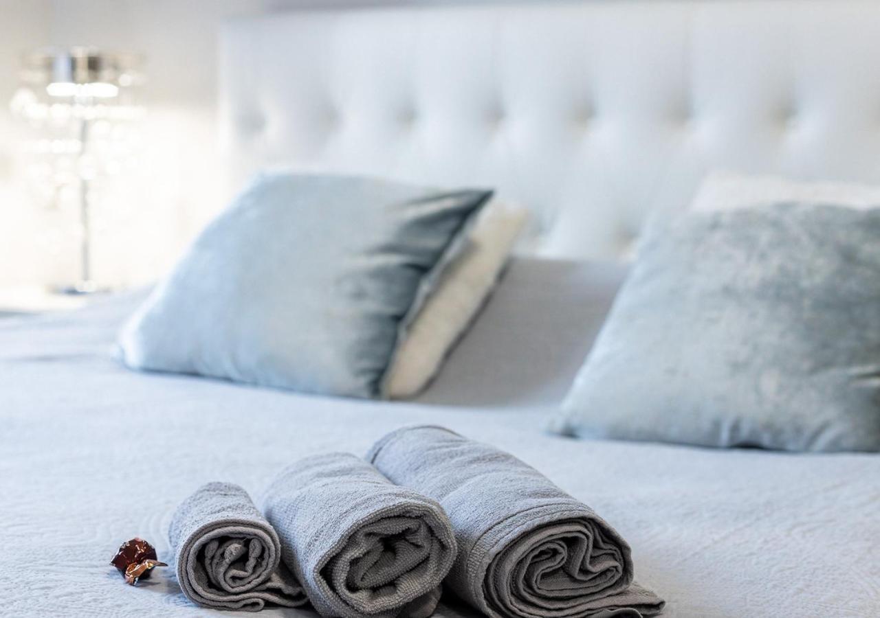 Elegant Suite - In Centro Portanuova Турин Экстерьер фото