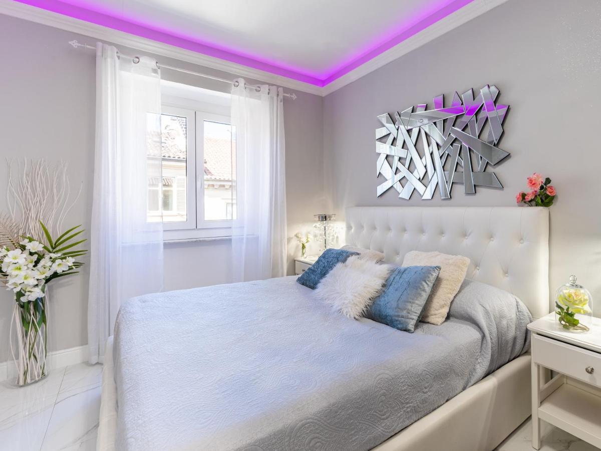 Elegant Suite - In Centro Portanuova Турин Экстерьер фото